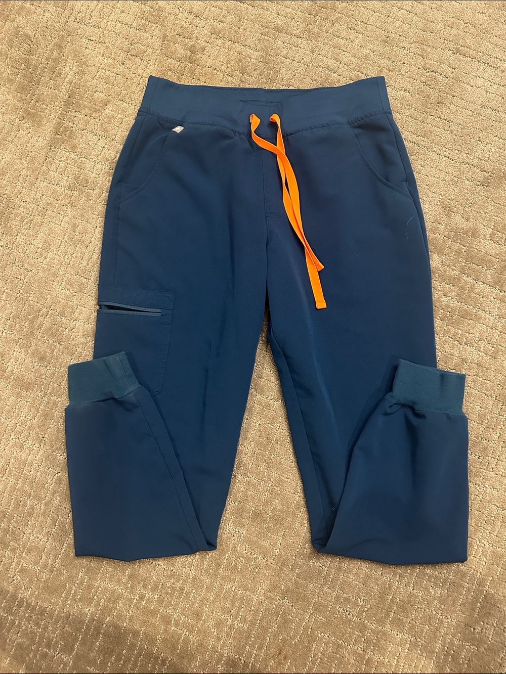 Figs Technical Collection Women’s Joggers scrub pants sz small